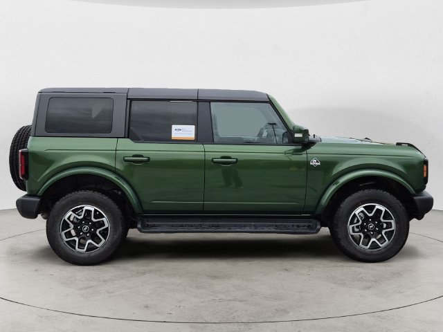 Certified 2025 Ford Bronco Outer Banks AWD/4WD image 4