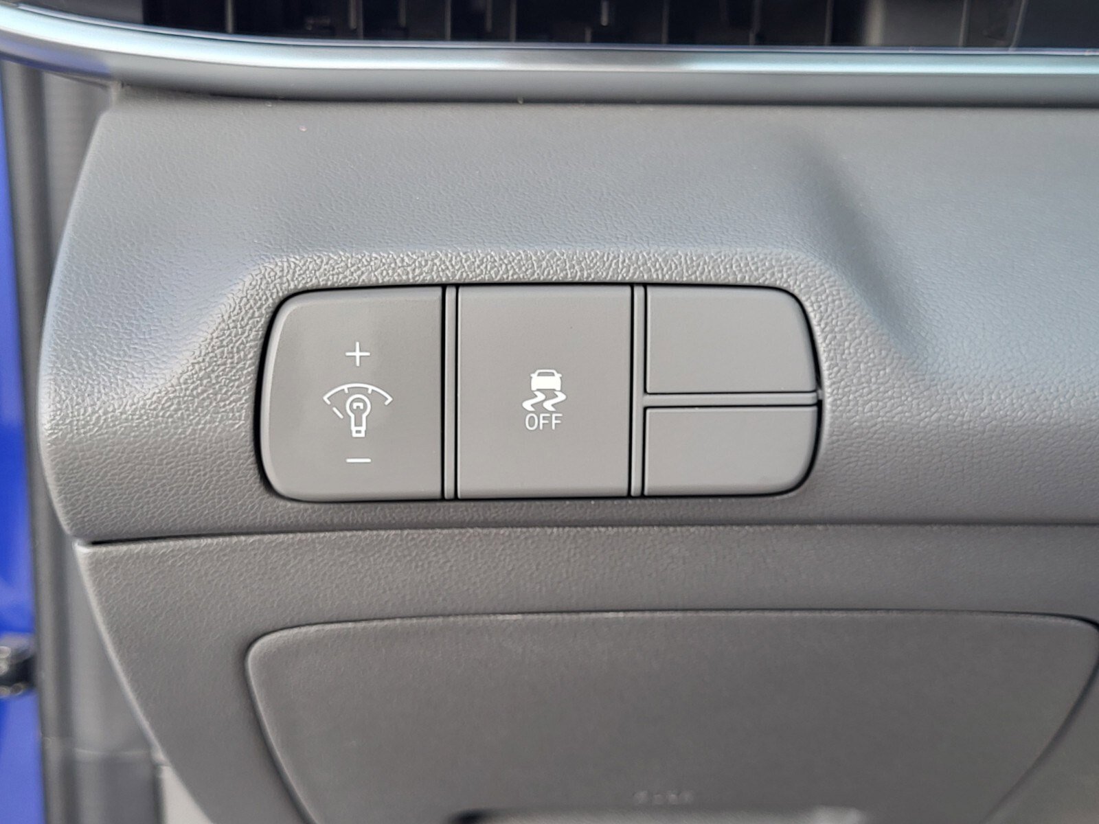 Used 2025 Hyundai Elantra SEL image 23