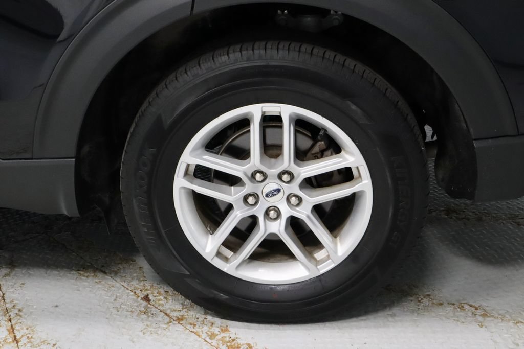 Certified 2025 Ford Explorer Active AWD/4WD image 20