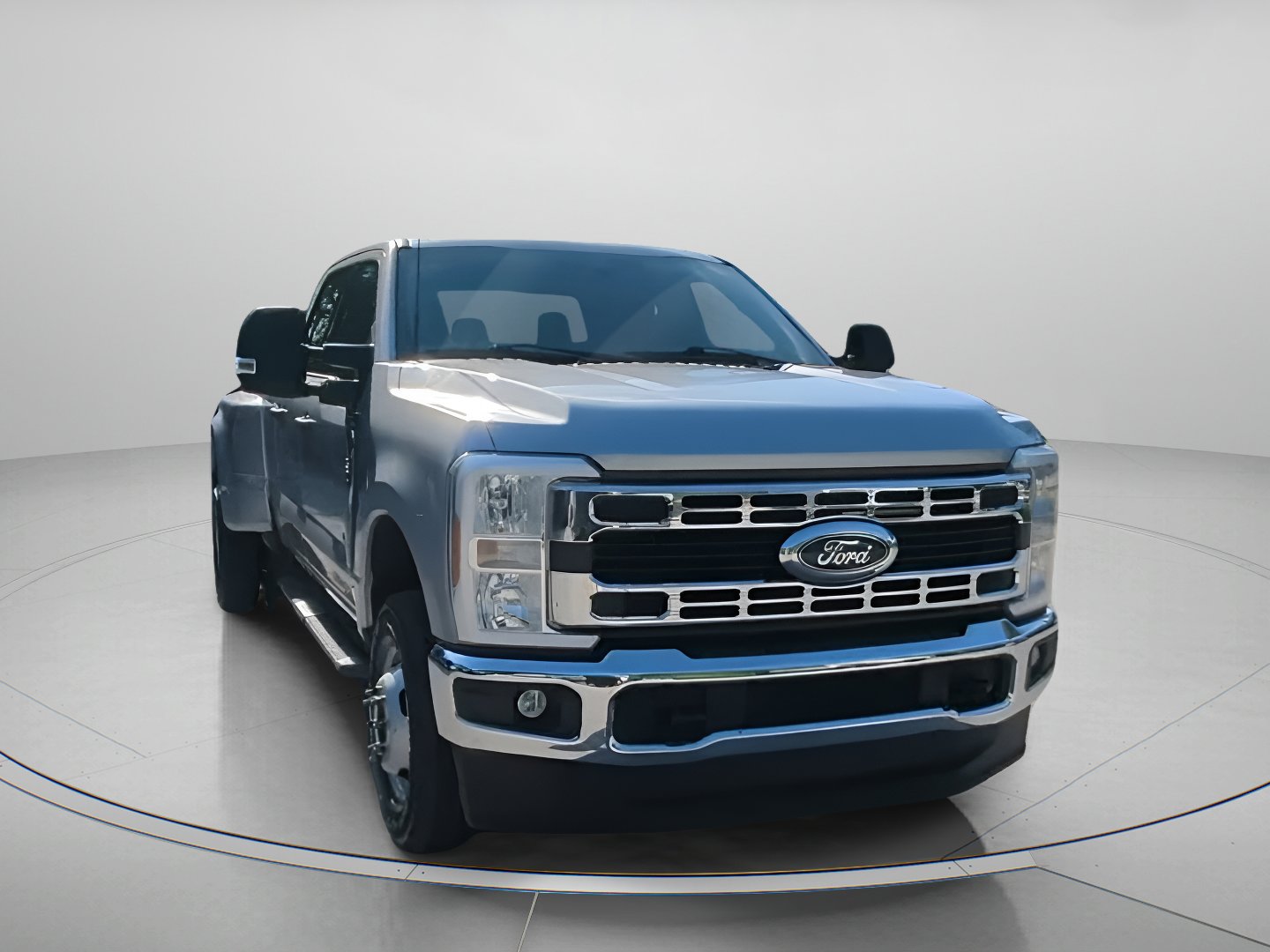 Certified 2024 Ford F350 XLT AWD/4WD image 5