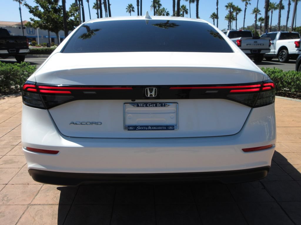 Used 2023 Honda Accord EX image 3
