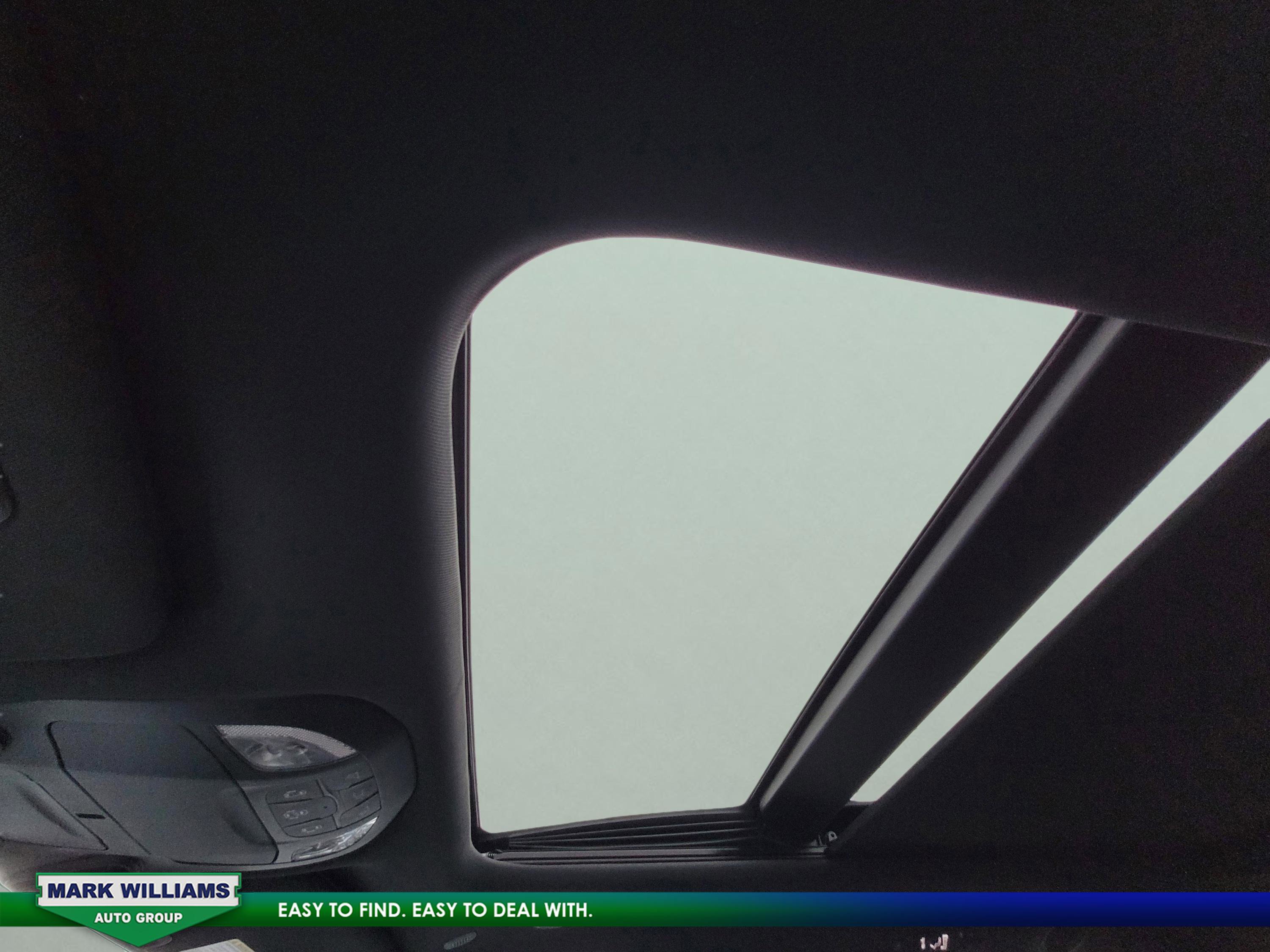 Used 2022 Chrysler Pacifica Limited w/ S Appearance Package image 28