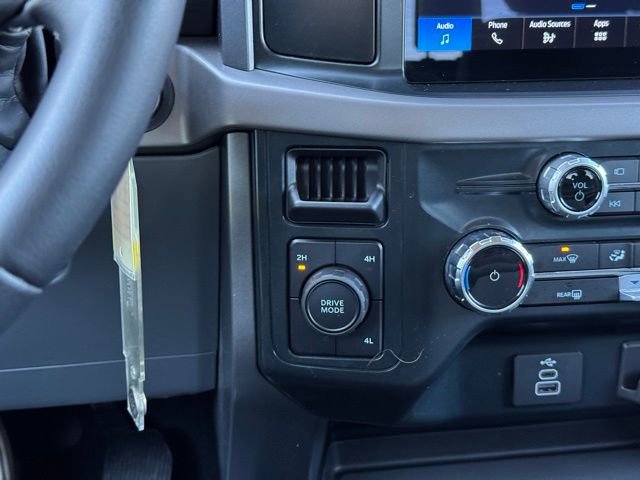 Certified 2025 Ford F150 XLT w/ Equipment Group 301A Standard image 17