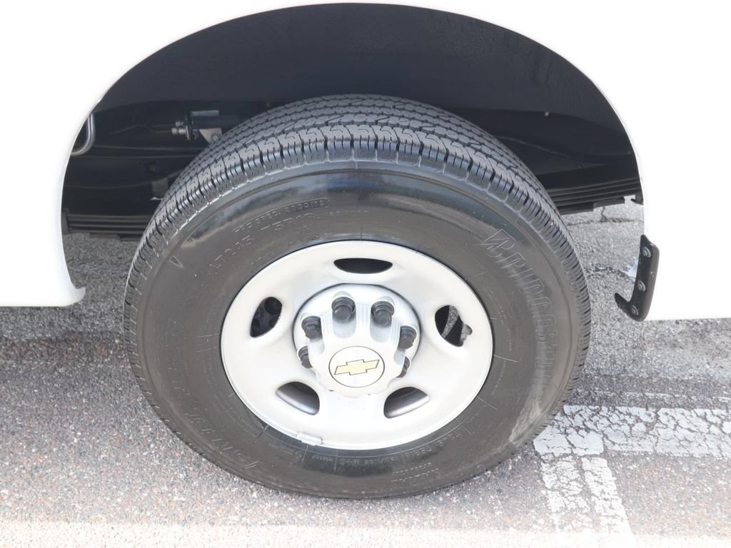 Used 2024 Chevrolet Express 3500 LS RWD image 19