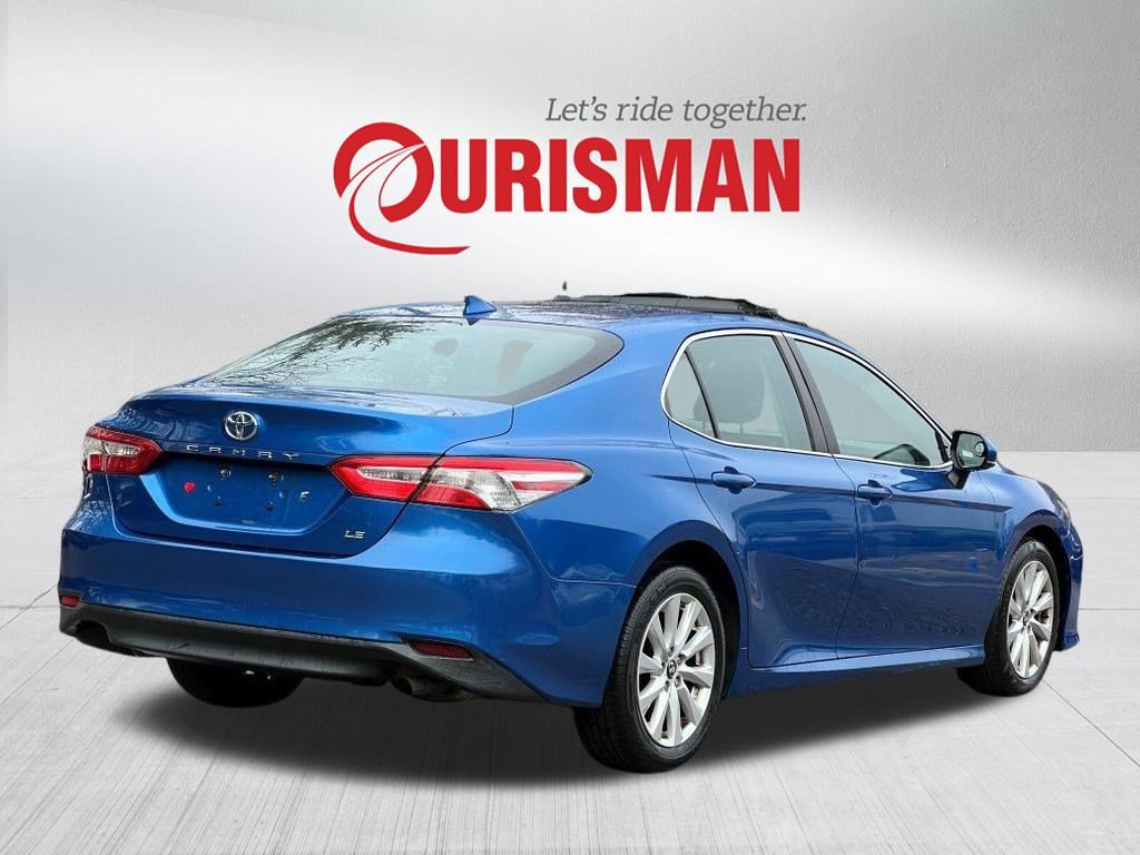 Used 2019 Toyota Camry LE image 5