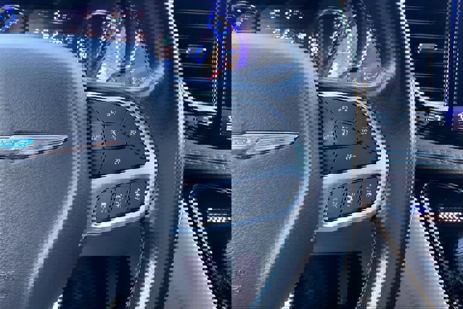 Used 2021 Chrysler Pacifica Touring-L image 25