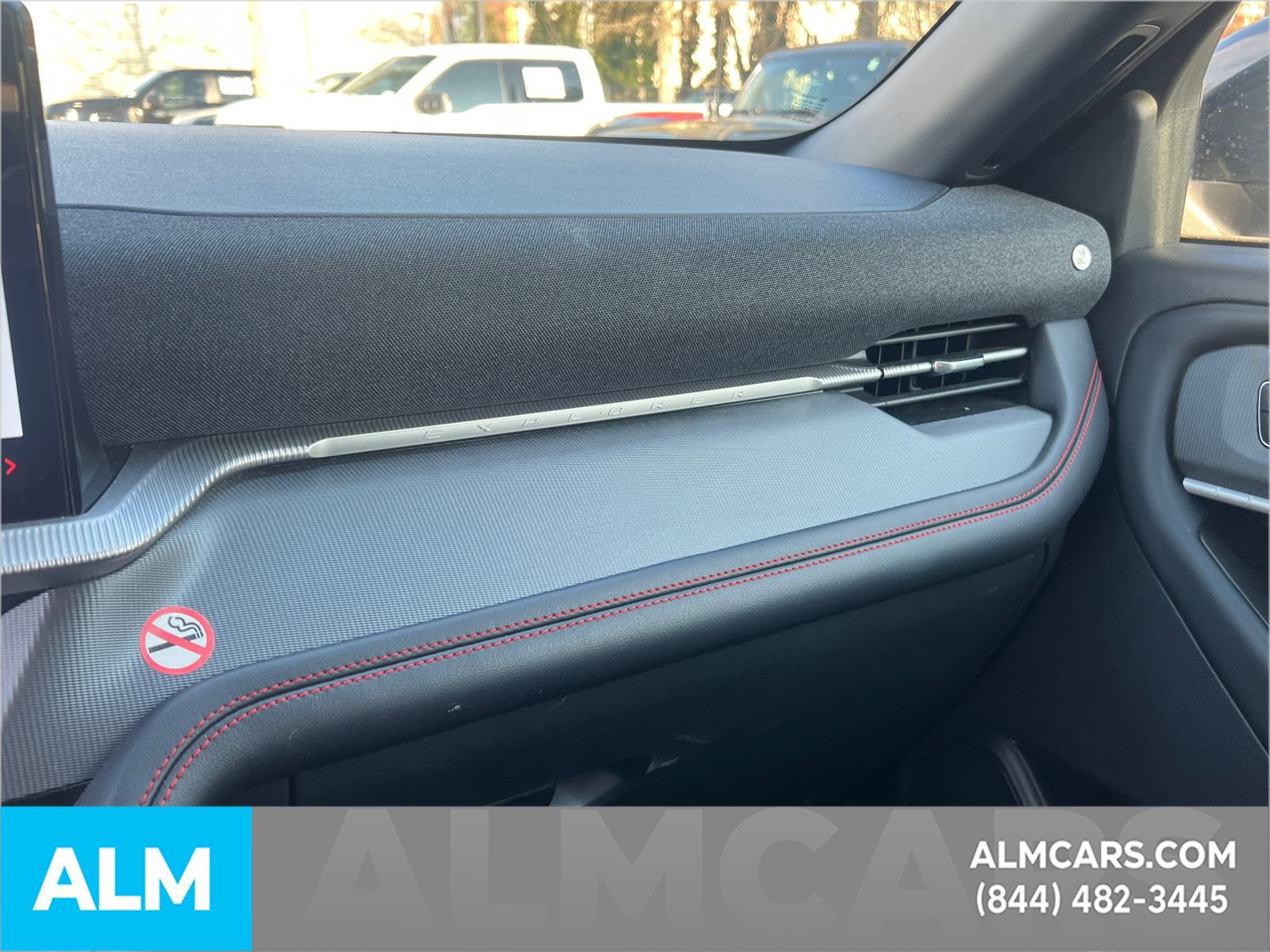 Certified 2025 Ford Explorer ST-Line image 37