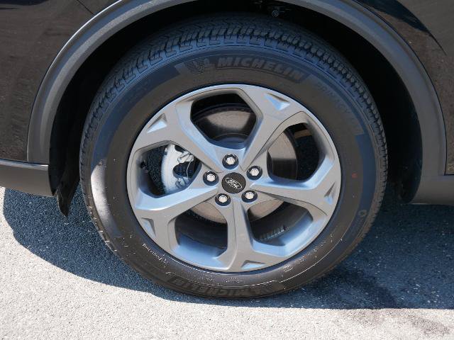 Certified 2025 Ford Escape ST-Line Select AWD/4WD image 9