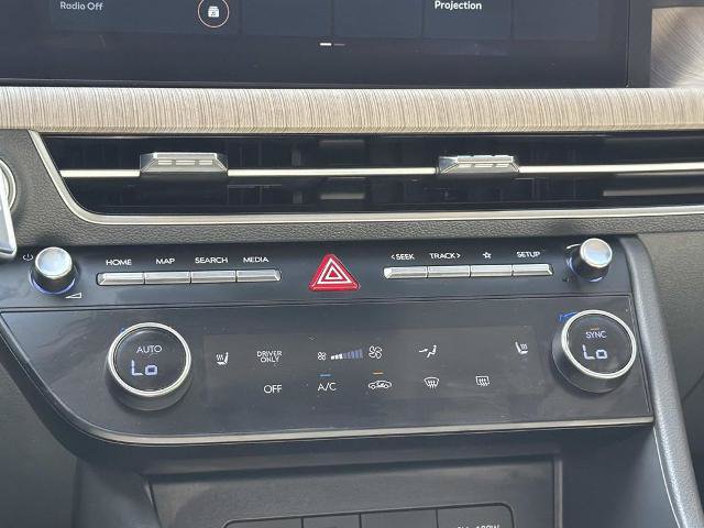 Used 2025 Hyundai Sonata SEL FWD image 16