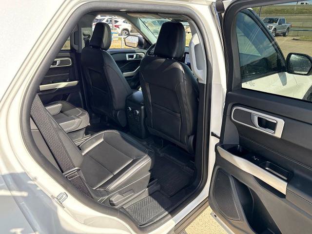 Certified 2023 Ford Explorer XLT w/ Equipment Group 202A AWD/4WD image 13