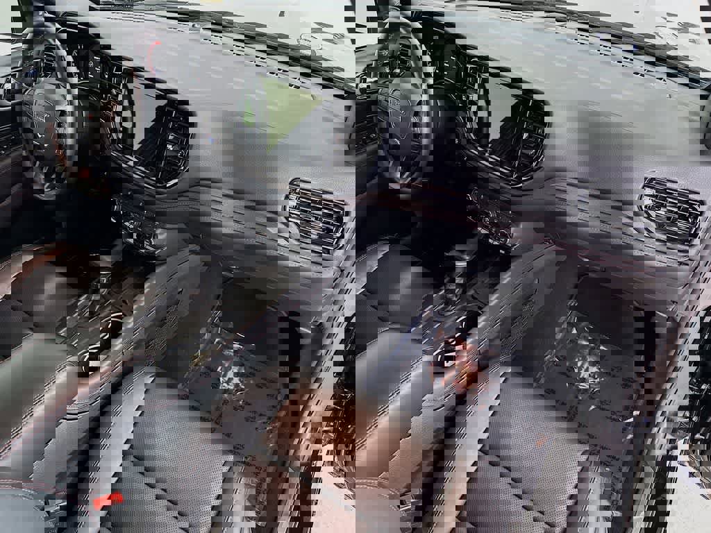 Used 2025 Dodge Durango R/T image 34