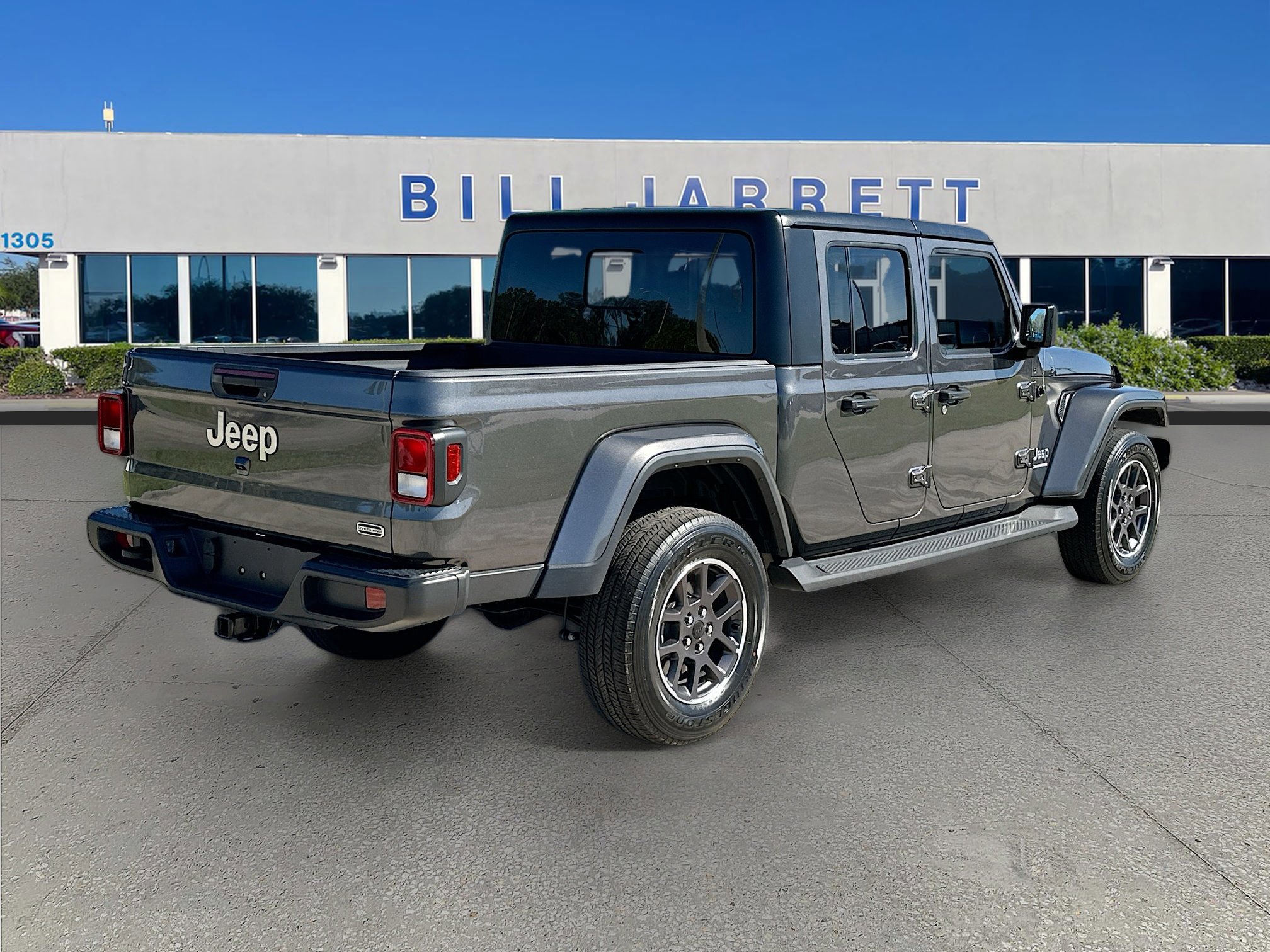 Used 2023 Jeep Gladiator Overland w/ Popular Equipment Package image 5