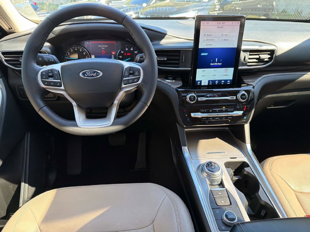 Certified 2023 Ford Explorer Limited w/ Limited Technology Package AWD/4WD image 14