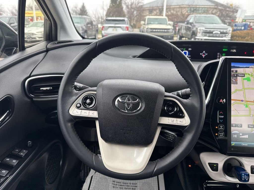 Used 2018 Toyota Prius Prime Premium image 17