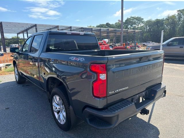 Used 2020 Chevrolet Silverado 1500 Custom w/ Custom Value Package AWD/4WD image 4