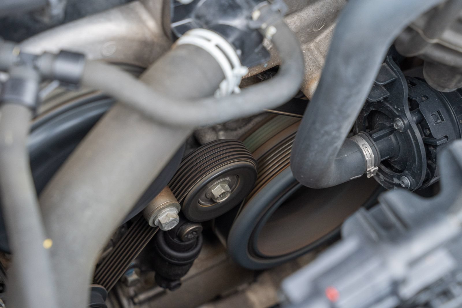 Used 2019 Chevrolet Camaro SS RWD image 40