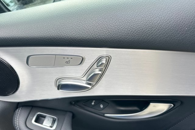 Used 2019 Mercedes-Benz GLC 300 image 22