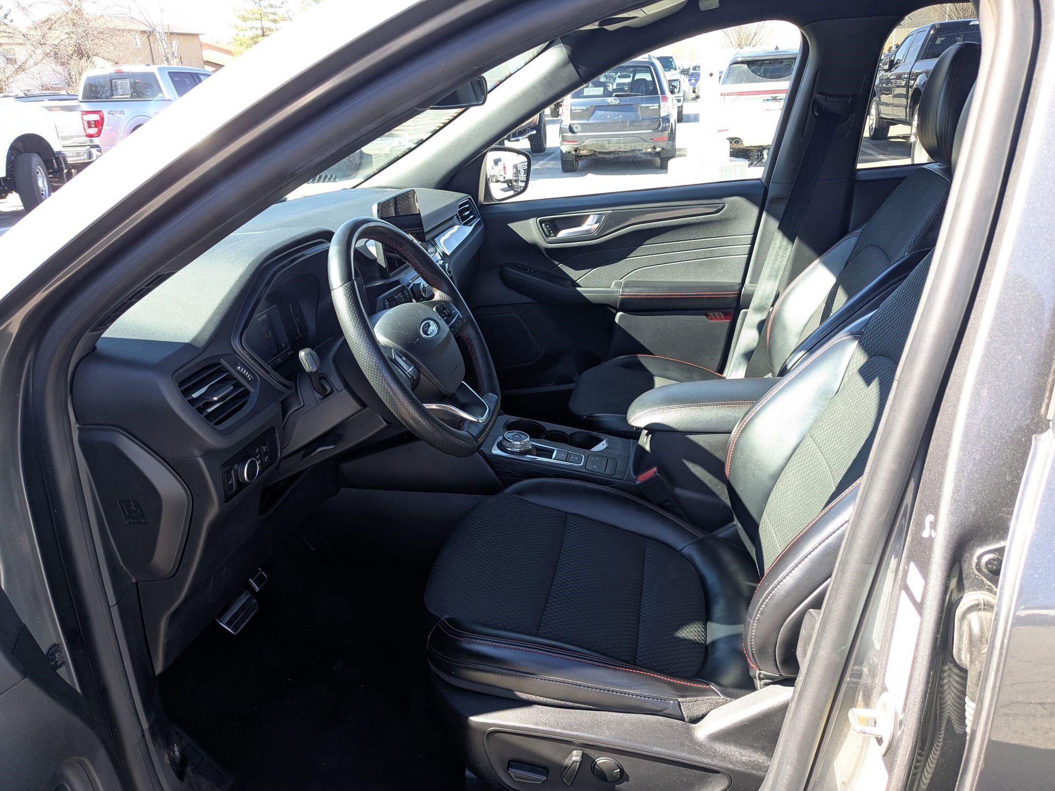 Certified 2023 Ford Escape ST-Line image 17