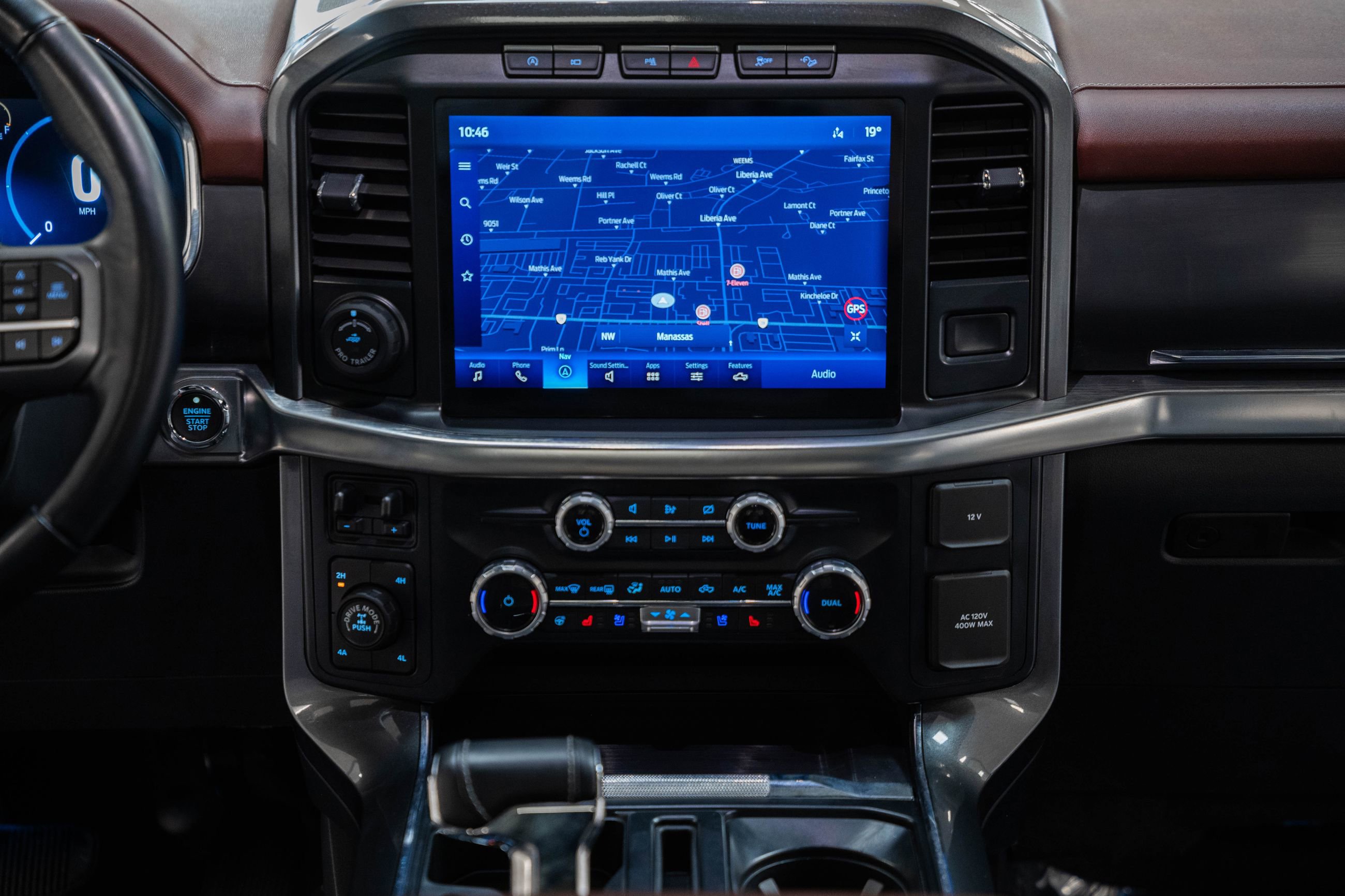 Certified 2023 Ford F150 Lariat w/ Equipment Group 502A High image 29