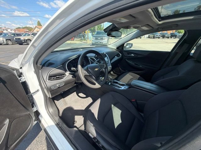 Used 2024 Chevrolet Malibu LT FWD image 18