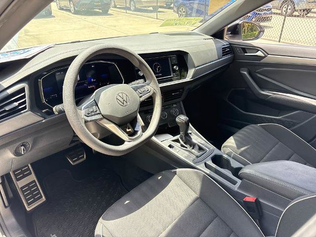 Used 2023 Volkswagen Jetta Sport FWD image 6