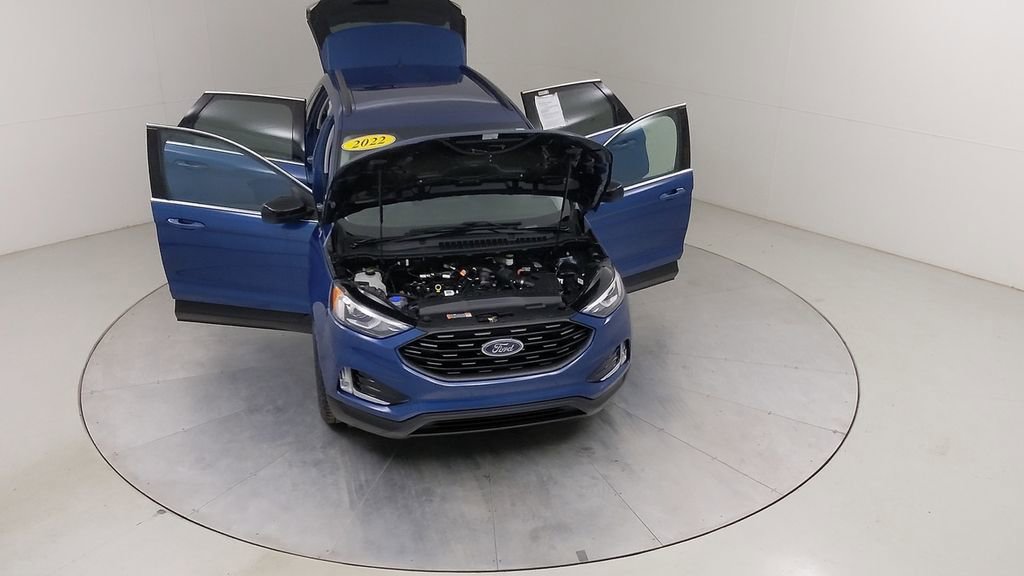 Certified 2022 Ford Edge SEL w/ Sport Appearance Package AWD/4WD image 44