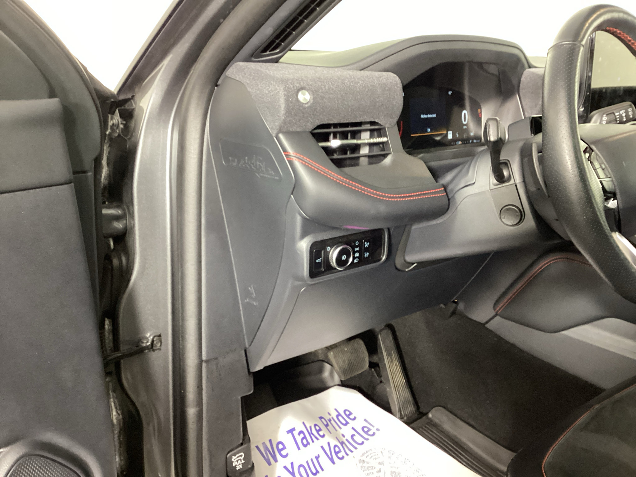 Certified 2025 Ford Explorer ST AWD/4WD image 21