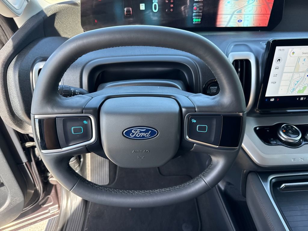 Certified 2025 Ford Expedition Max Active RWD image 14