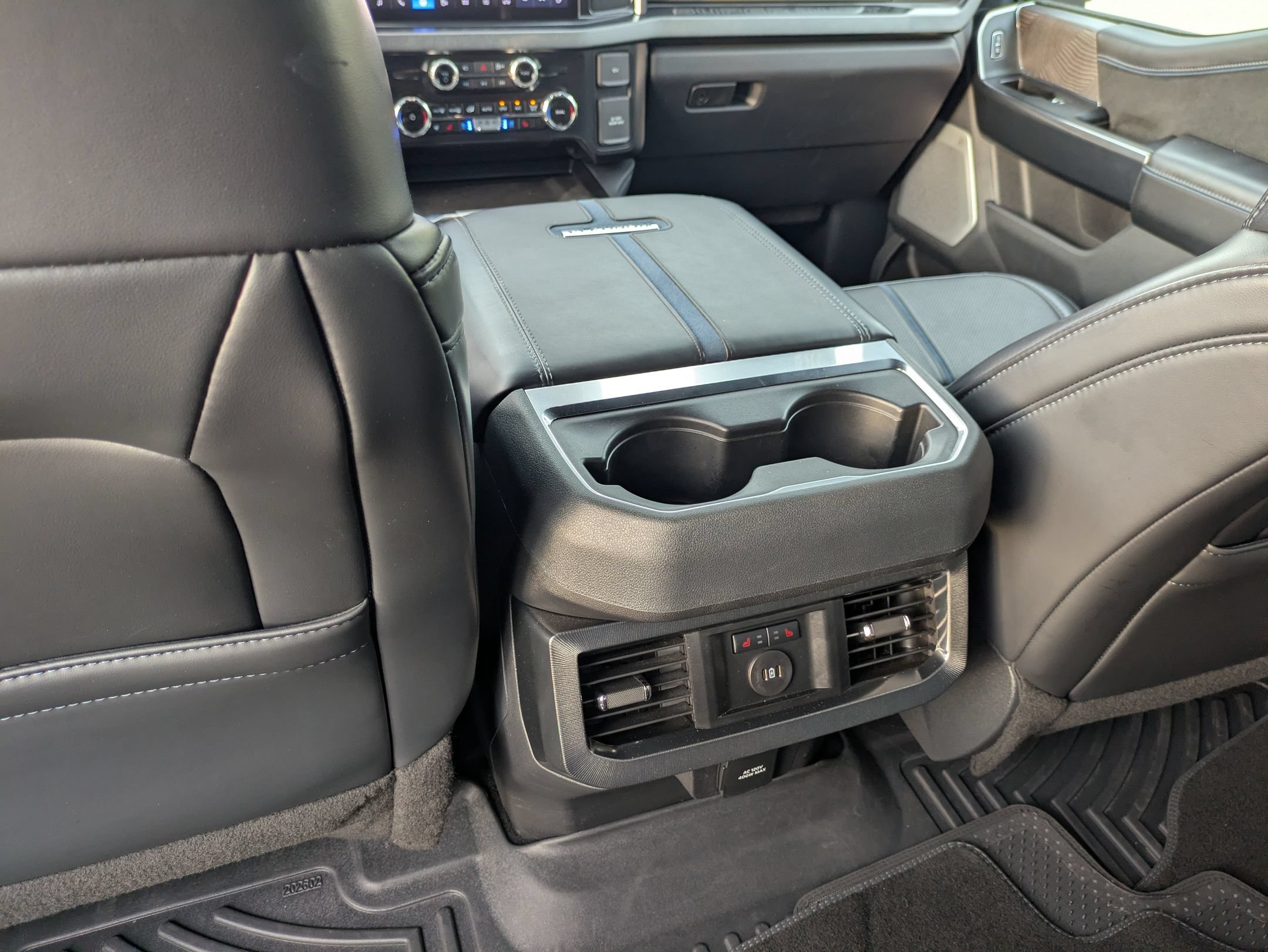 Certified 2025 Ford F250 Platinum AWD/4WD image 32