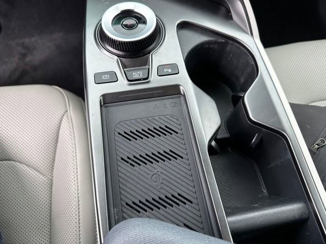 Used 2024 Kia EV6 Wind w/ Wind Technology Package AWD/4WD image 18