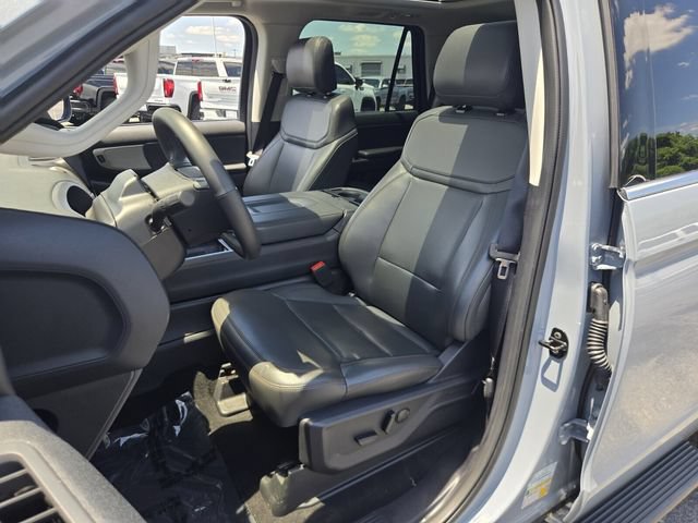 Certified 2025 Ford Expedition Active AWD/4WD image 10