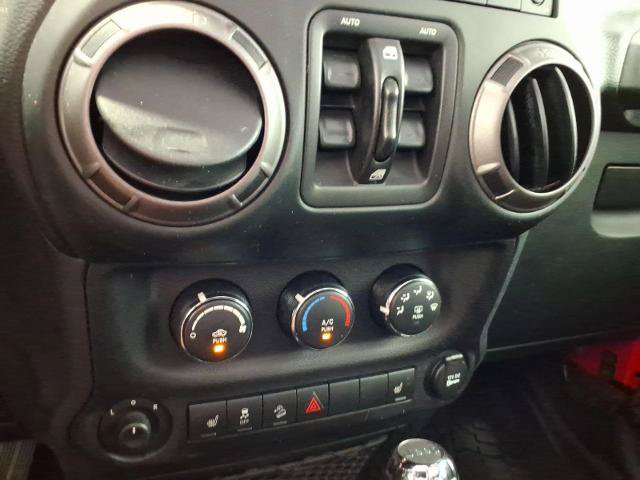 Used 2018 Jeep Wrangler Unlimited Sport S AWD/4WD image 22