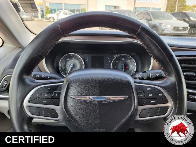 Used 2019 Chrysler Pacifica Touring-L image 32