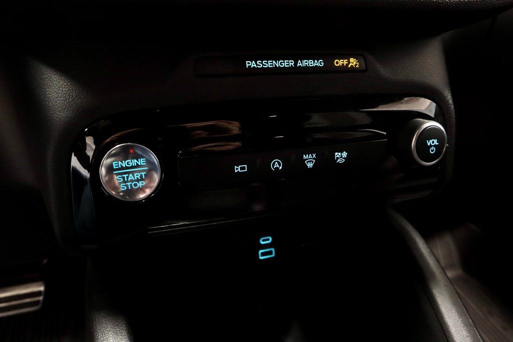 Certified 2023 Ford Escape ST-Line Select w/ Tech Pack #2 image 35