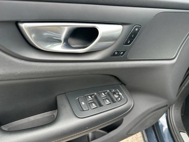 Used 2024 Volvo S60 B5 Core FWD image 34