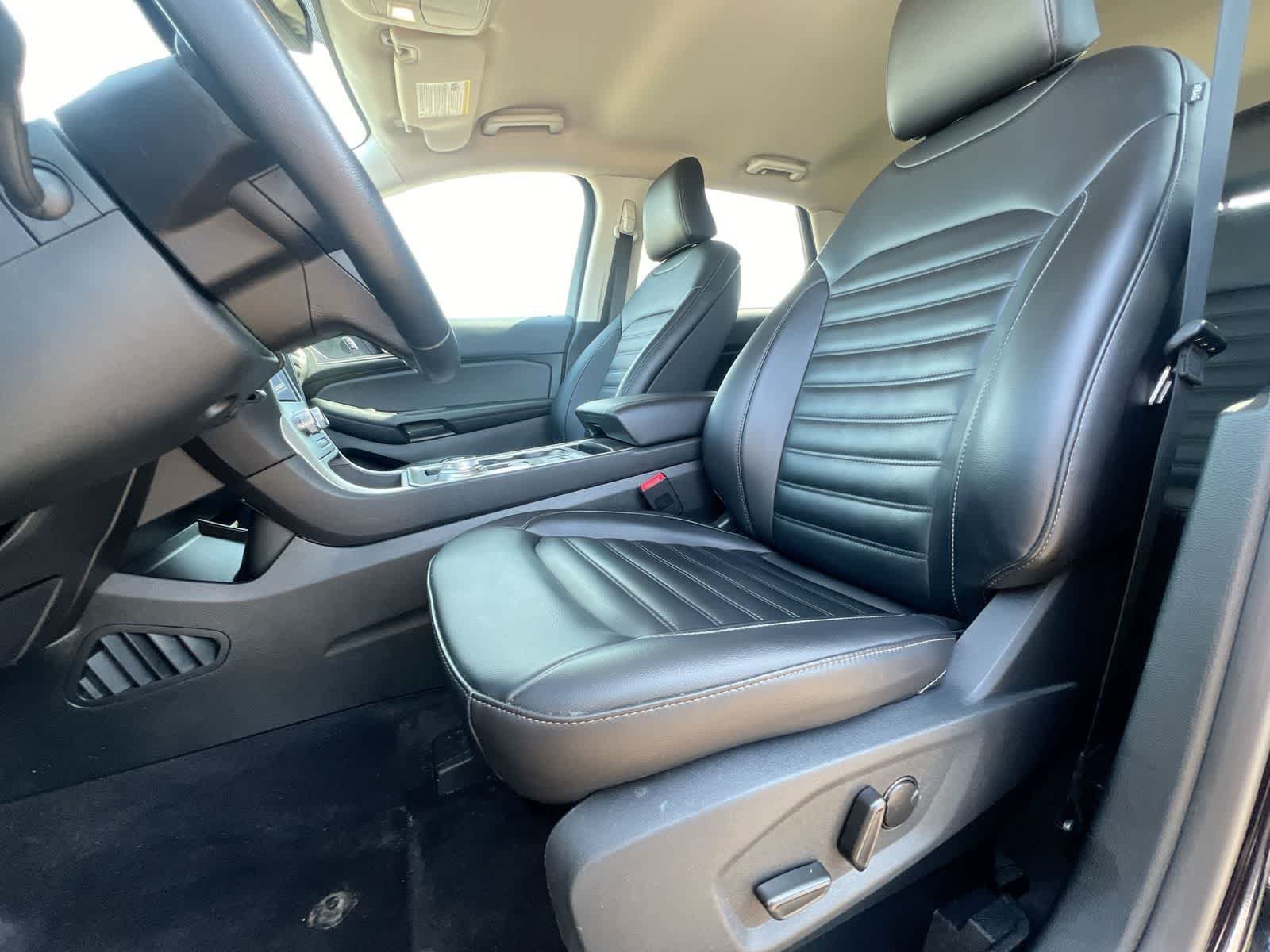 Certified 2024 Ford Edge SEL w/ Convenience Package AWD/4WD image 16