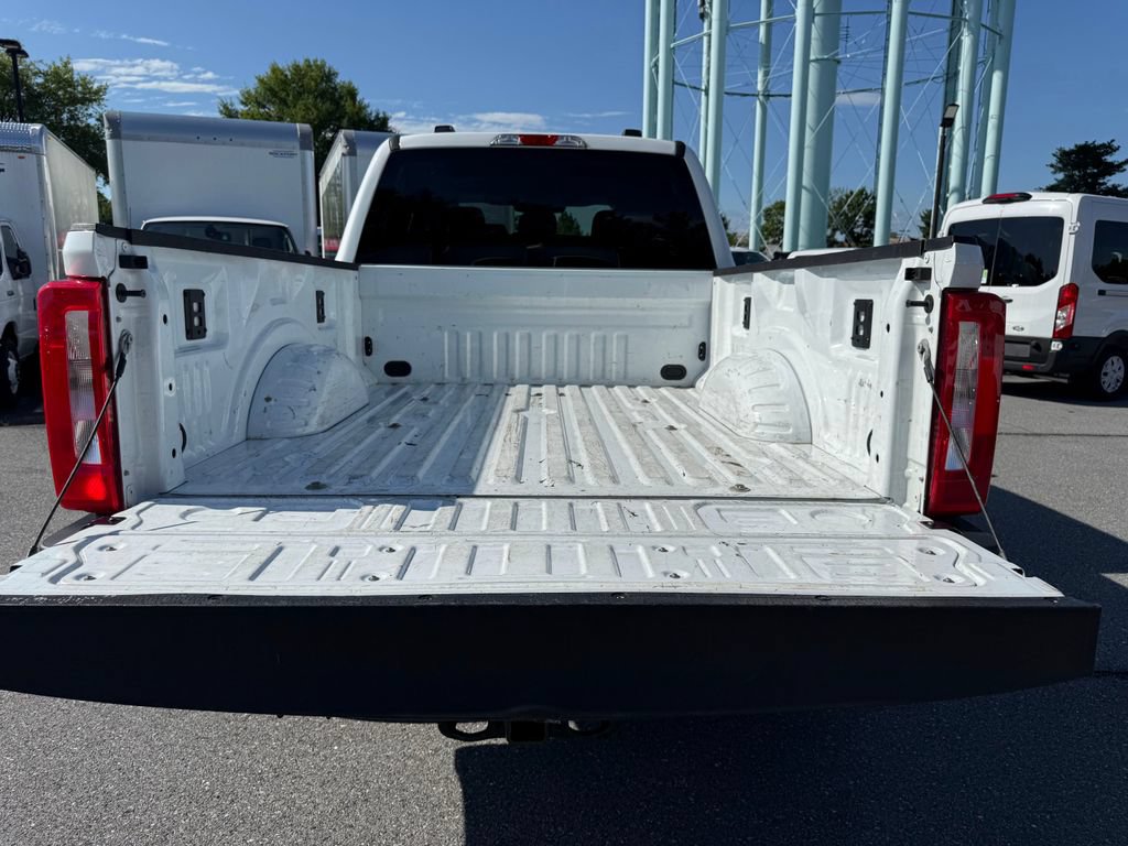 Certified 2025 Ford F250 XLT AWD/4WD image 5