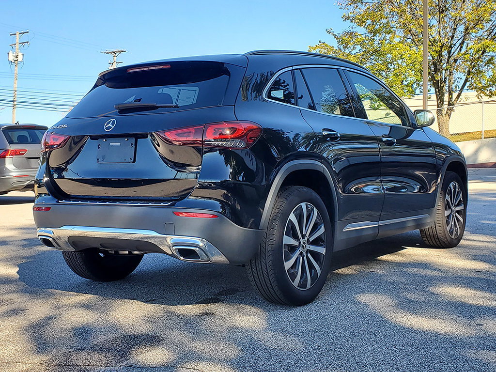 Used 2023 Mercedes-Benz GLA 250 w/ Premium Package image 5