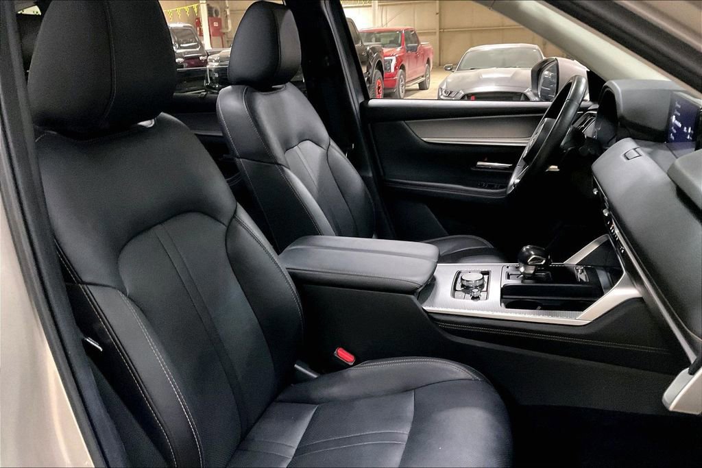 Used 2024 MAZDA CX-90 3.3 Turbo w/ Preferred Plus image 9