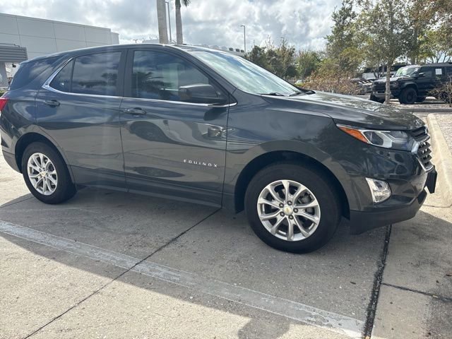 Used 2021 Chevrolet Equinox LT image 2