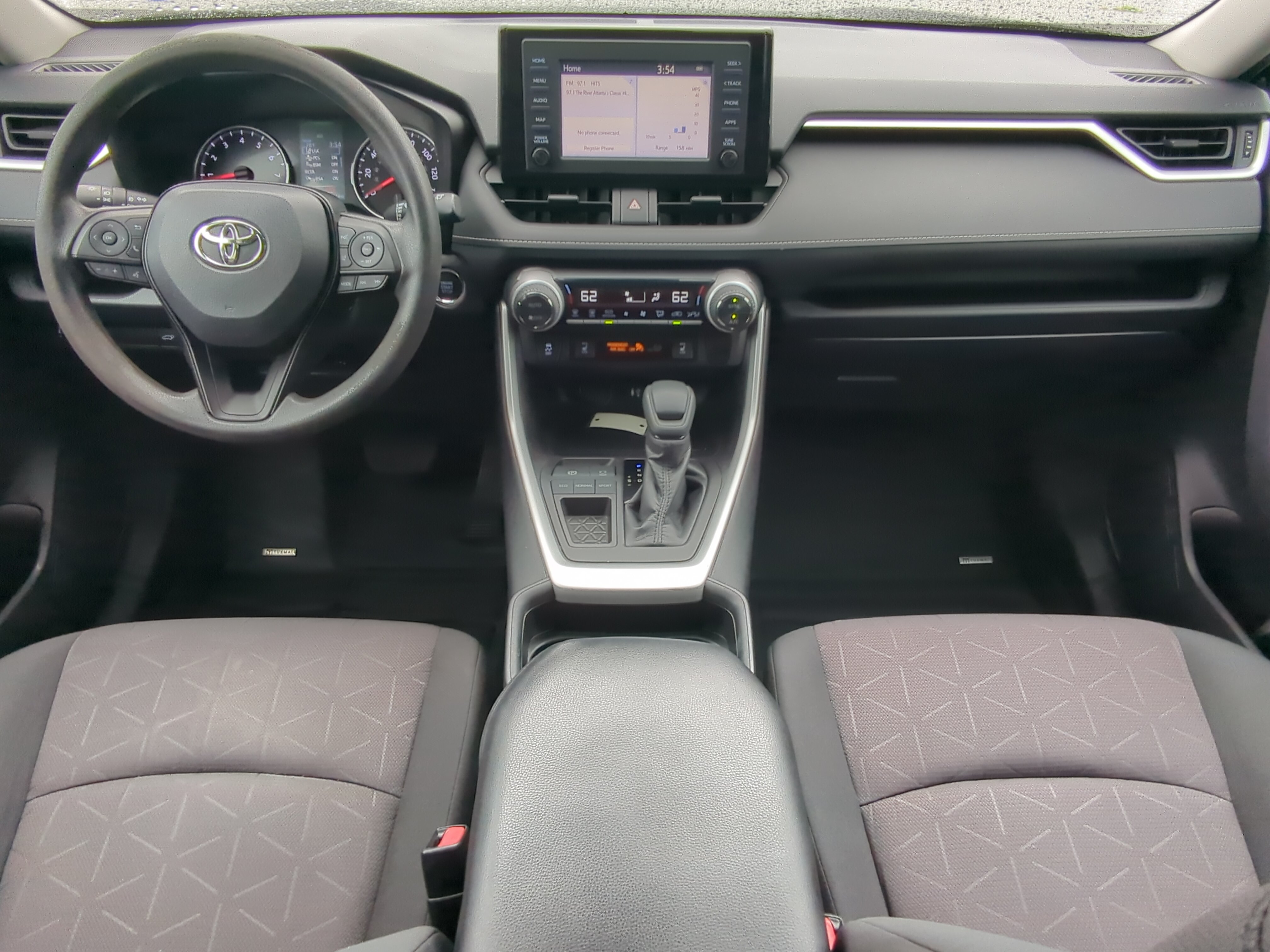 Used 2019 Toyota RAV4 XLE w/ Convenience Package FWD image 13