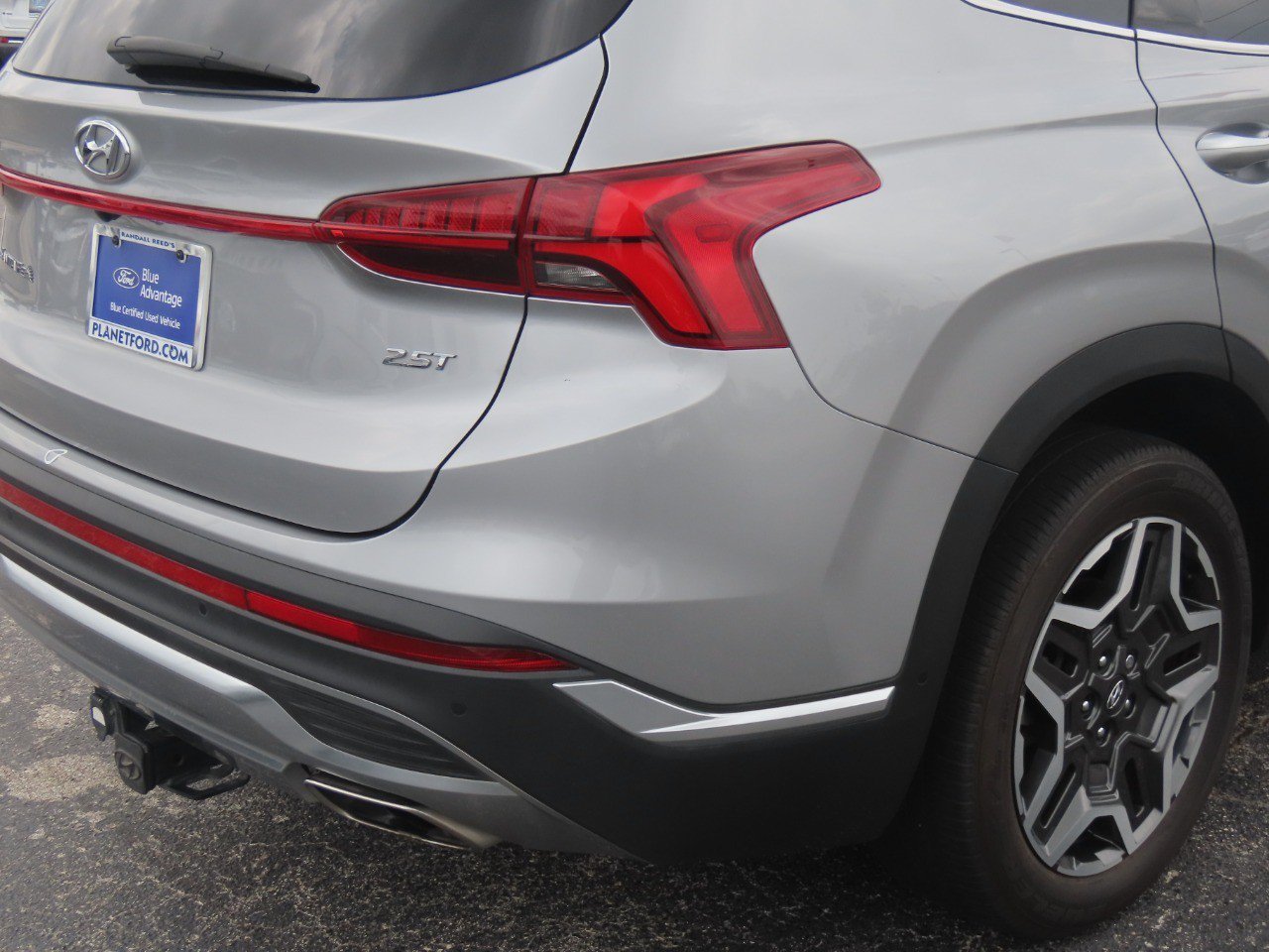 Used 2023 Hyundai Santa Fe Limited FWD image 10