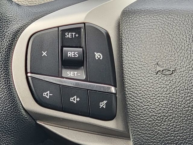 Certified 2023 Ford Explorer XLT w/ Equipment Group 202A AWD/4WD image 34