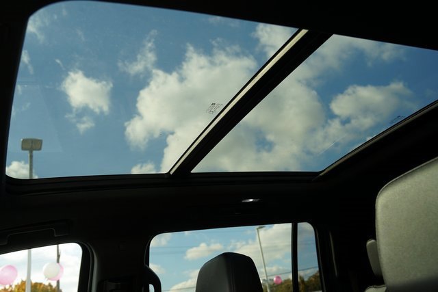 Used 2021 Chevrolet Suburban Z71 w/ Max Trailering Package image 15