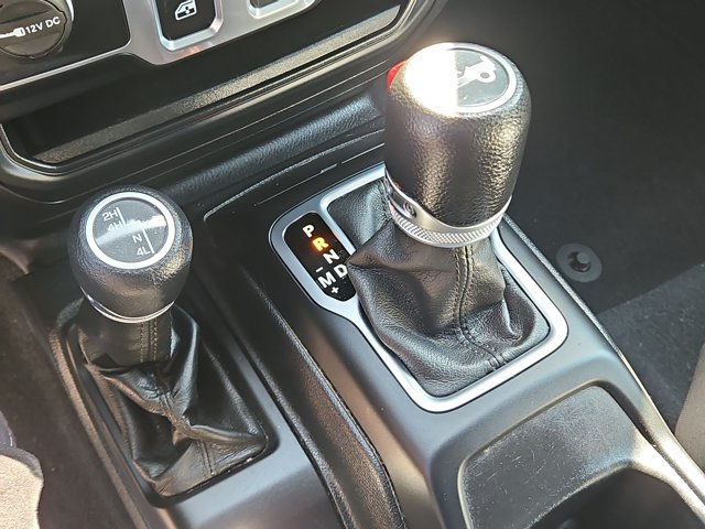 Used 2018 Jeep Wrangler Sport AWD/4WD image 19