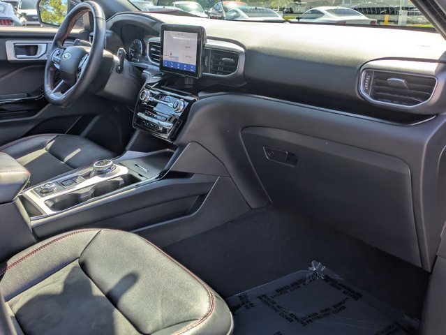 Certified 2023 Ford Explorer ST-Line w/ Class IV Trailer Tow Package image 23