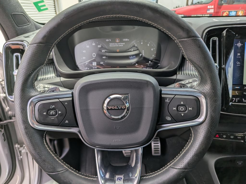 Used 2019 Volvo XC40 T5 R-Design AWD/4WD image 23
