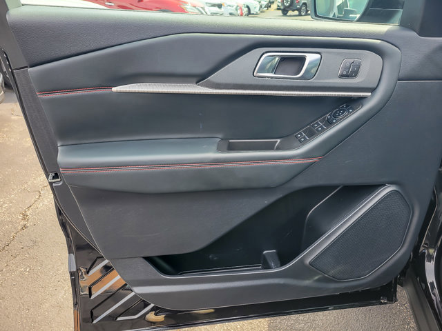 Certified 2025 Ford Explorer ST-Line w/ Premium Package image 20