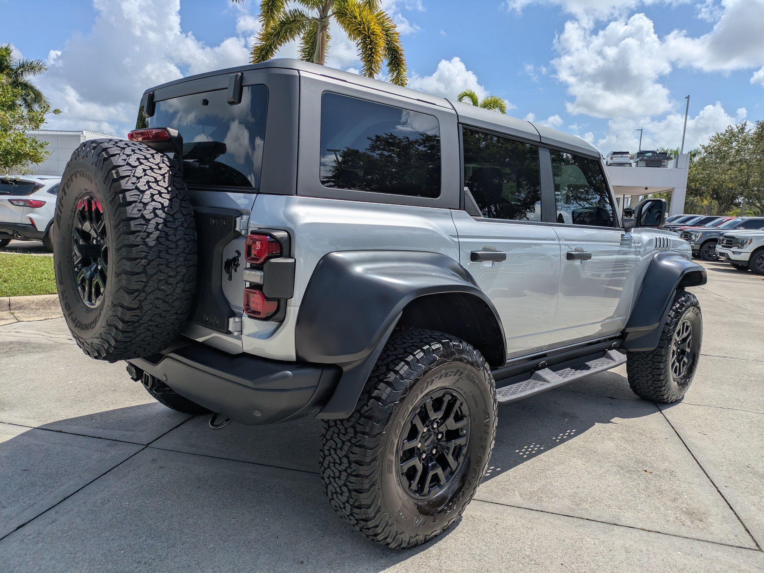 Certified 2023 Ford Bronco Raptor AWD/4WD image 4