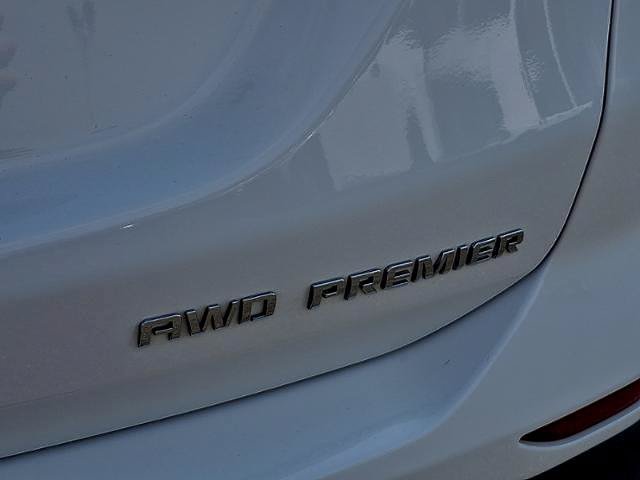 Used 2022 Chevrolet Equinox Premier AWD/4WD image 30